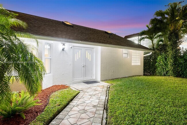 Foto del edificio - 1412 NE 53rd Ct