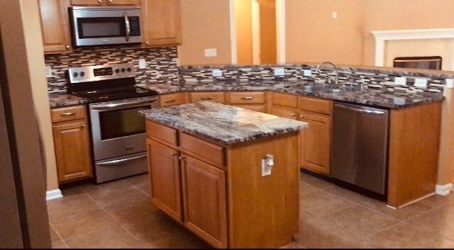 Building Photo - ****COMING SOON**** 2 Story Home in Ashley Woods Subdivision