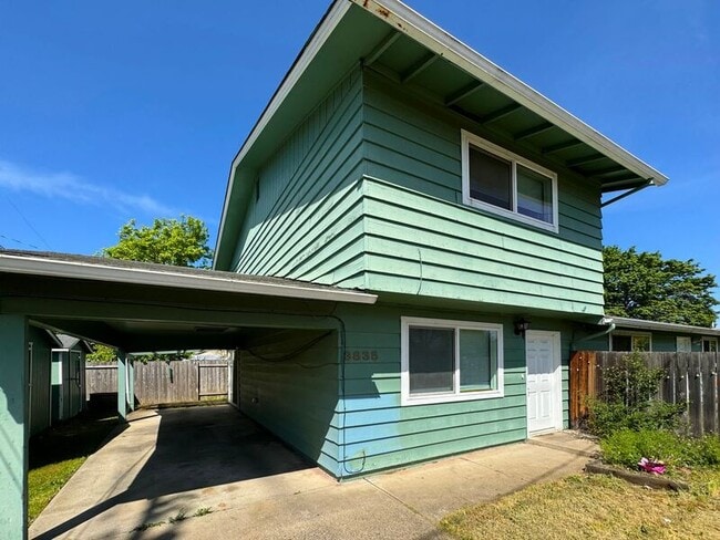 Building Photo - 3835 Marshall Ave