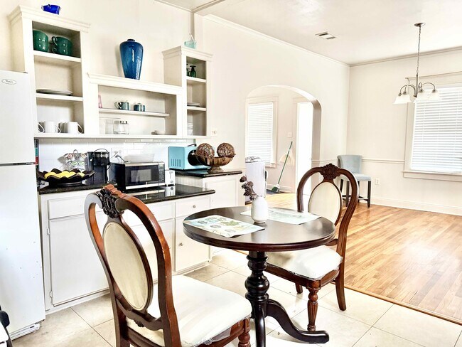 Foto del edificio - 416 East Dr