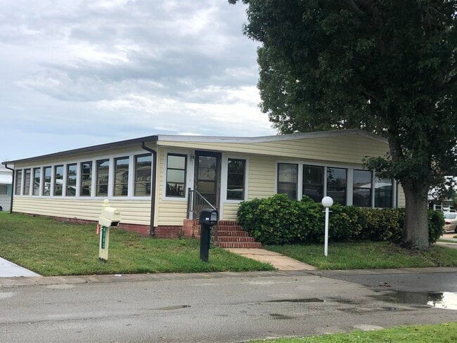 Building Photo - 4105 Gail Blvd