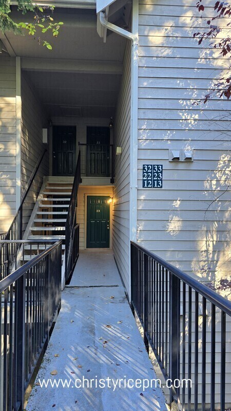 Photo - 12515 NE 116th St Apartment