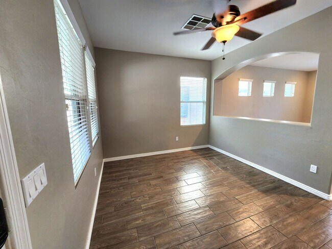 Foto del edificio - The Gardens