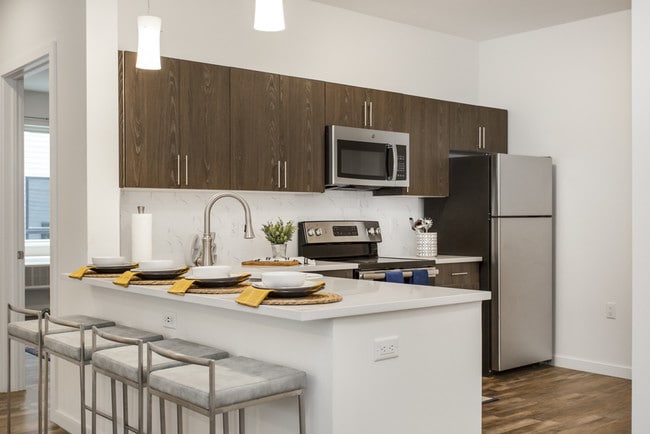 Building Photo - Lexington at Carteret