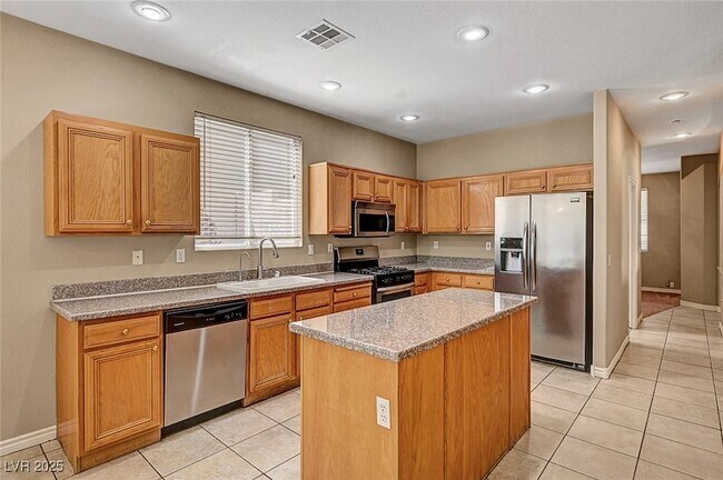 Foto del edificio - 1332 Dream Valley St