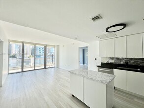 Building Photo - 92 SW 3rd St