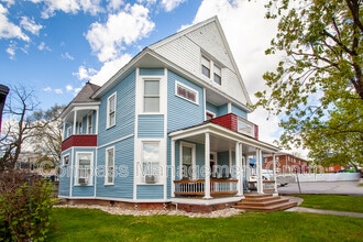 Building Photo - 813 Hall of Fame Dr