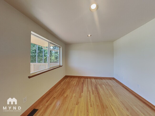 Foto del edificio - 20308 63rd Ave NE