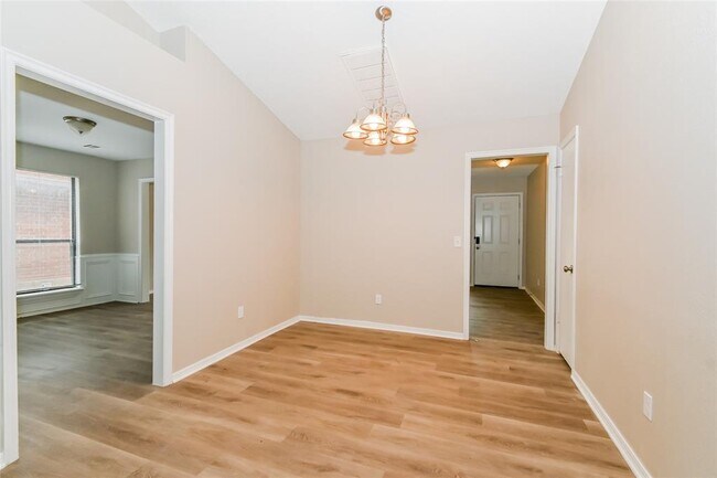 Foto del edificio - 11916 Silver Sun Dr