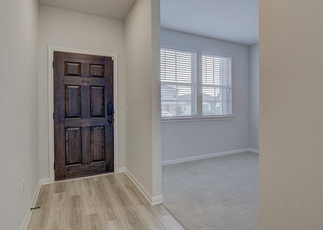 Foto del edificio - 6603 Smarty Jones Ln