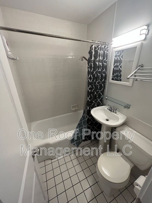 Foto del edificio - 4532 Broadway Blvd