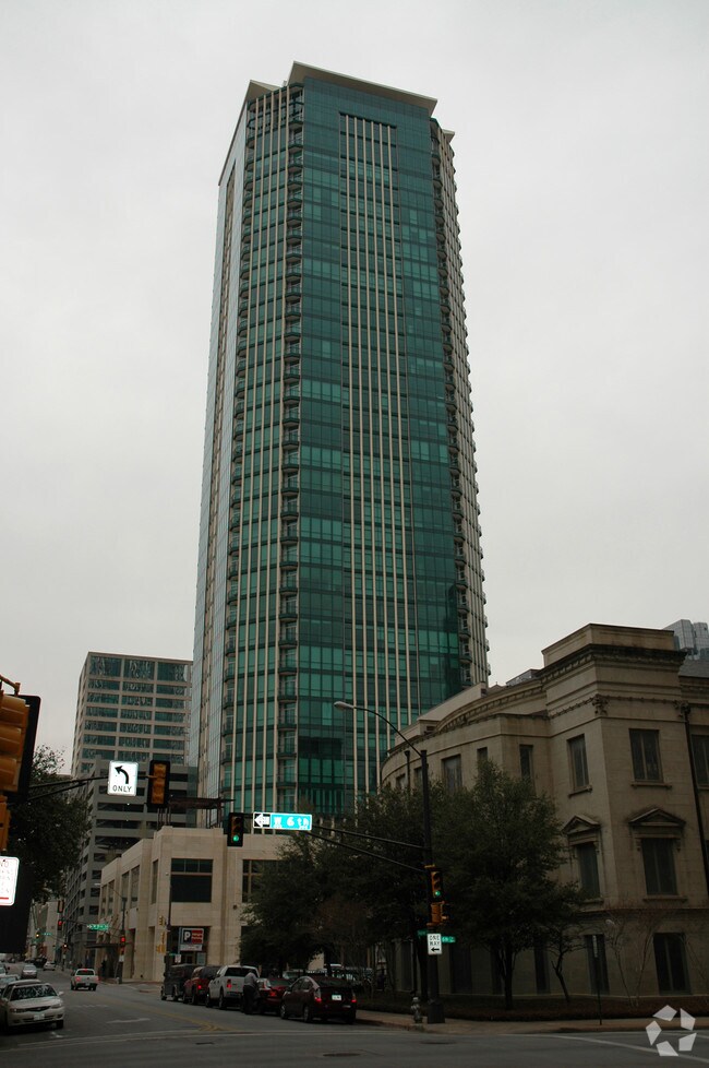 The Tower 500 Throckmorton St Fort Worth, TX Apartments for Rent in