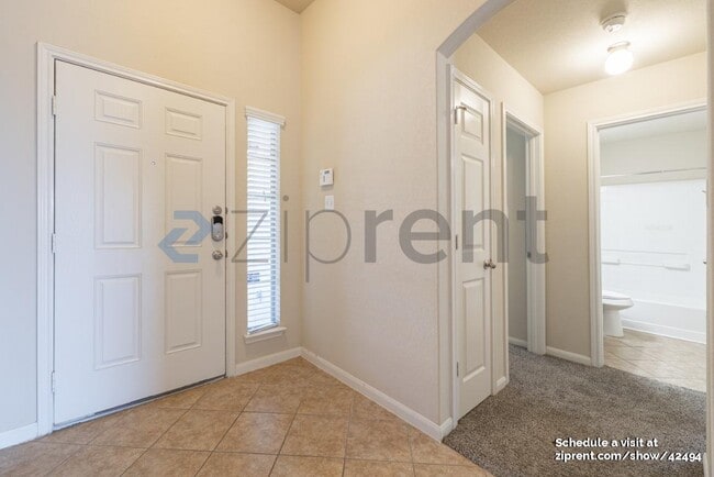 Foto del edificio - 2034 Gray Fox Creek
