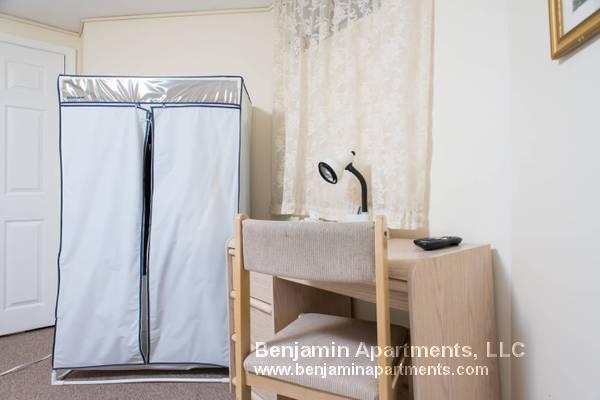 Building Photo - 124 Academy Hill Rd