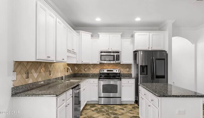 Foto del edificio - 282 Whispering Lake Dr