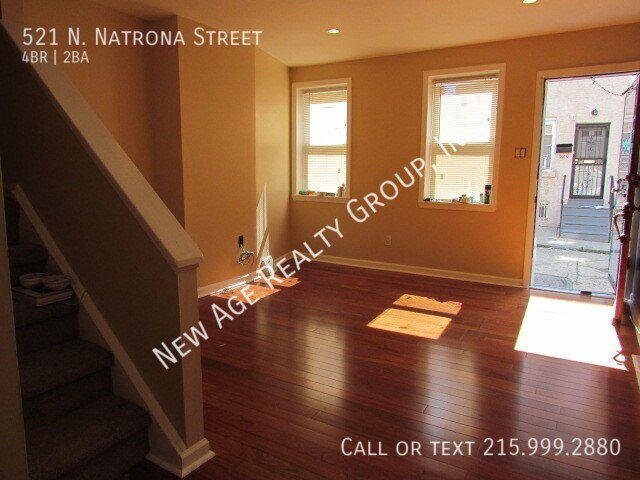 Foto del edificio - Beautiful home available near 32nd & Brand...