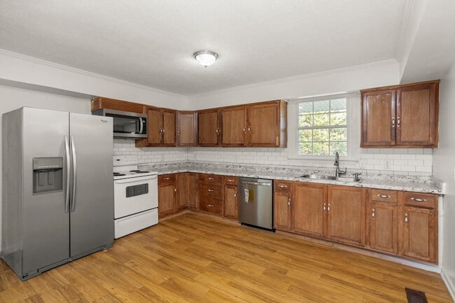 Photo - 5100 Colemont Dr House