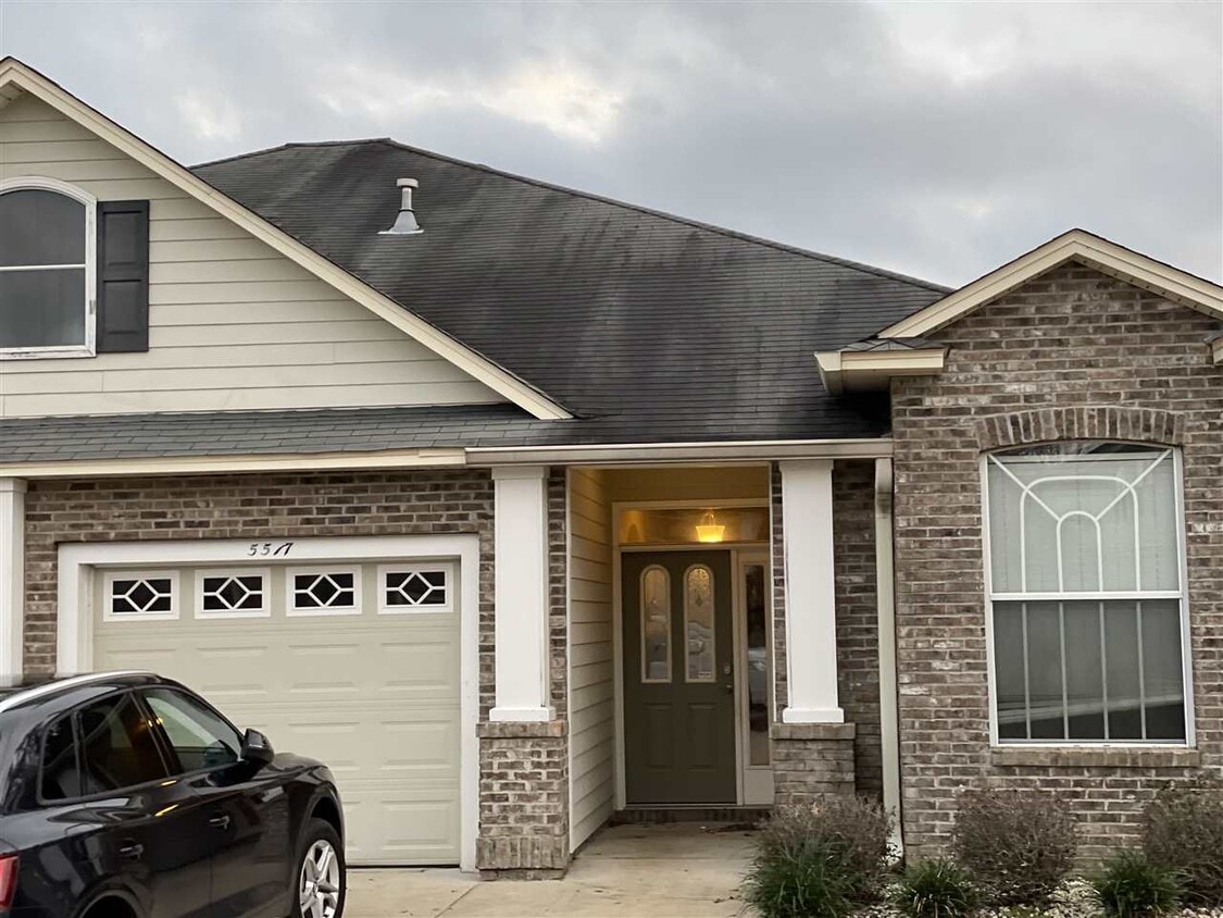 5517 Hampton Woods Way, Tallahassee, FL 32311 Townhome Rentals in