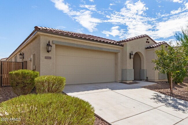 Foto del edificio - 12751 W Ocotillo Rd