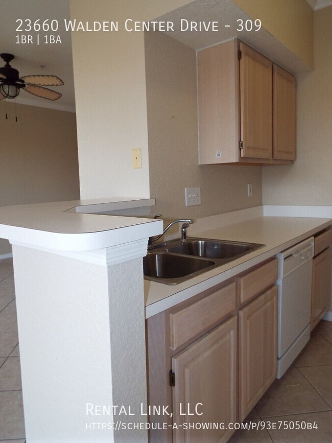 Building Photo - 23660 Walden Center Dr