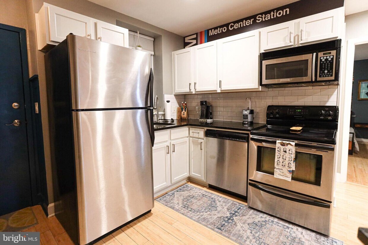 Foto principal - 52 Quincy Pl NW