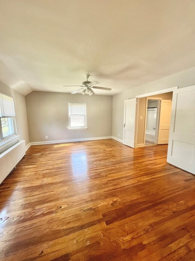 Foto del edificio - 220 Allison St NW