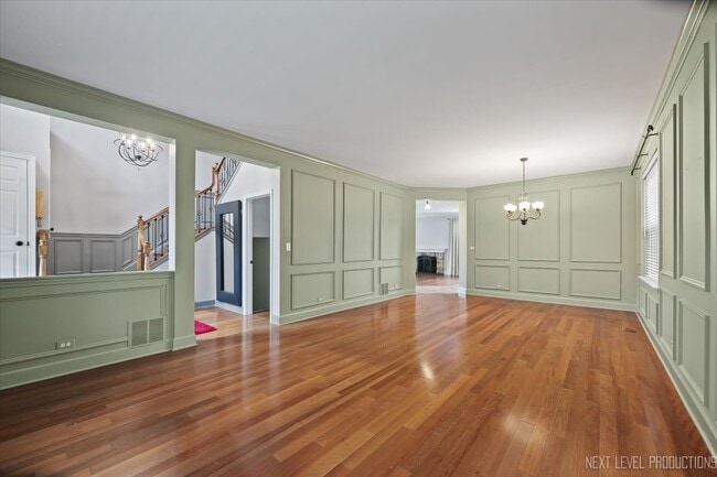 Building Photo - 3028 Pleasant Plains Dr