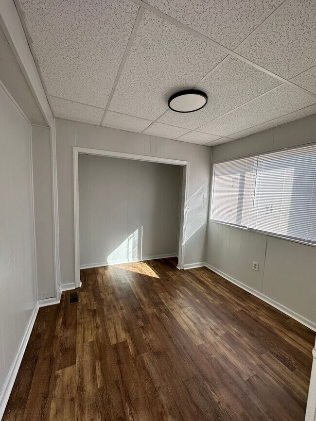 Foto del edificio - 319 Birmingham Ave