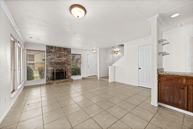 Foto del edificio - 7835 Bateman Ln
