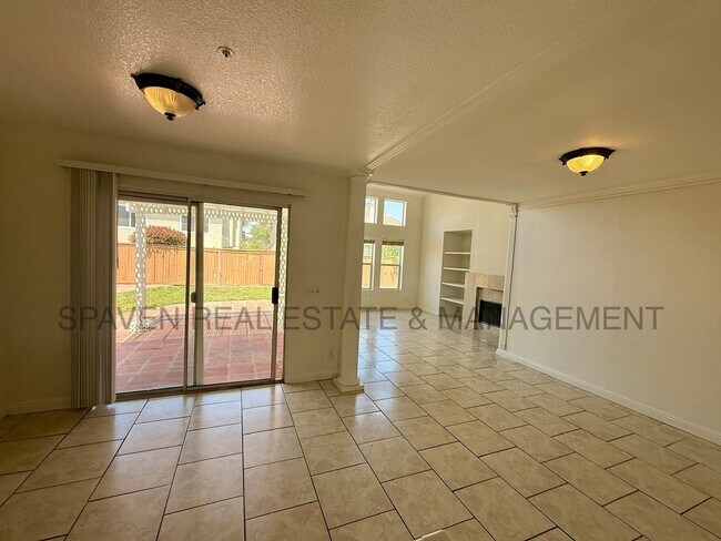 Foto del edificio - 7689 Canberra Way