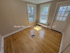 Building Photo - 145 Essex St