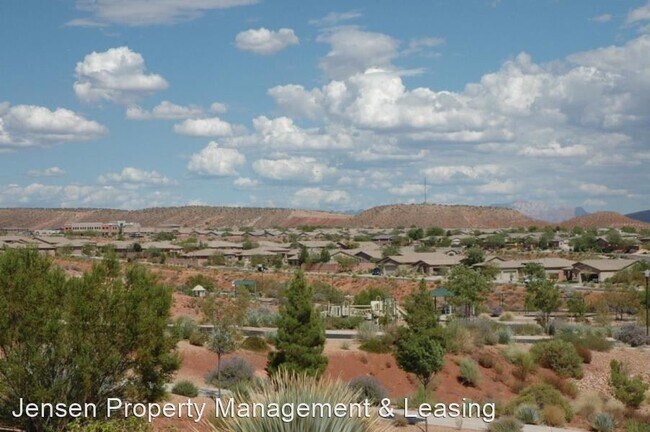 Foto del edificio - 3 br, 2 bath House - 2957 East Hidden Hill...