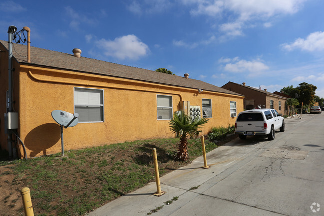 Building Photo - 299-312 Willie James Jones Ave