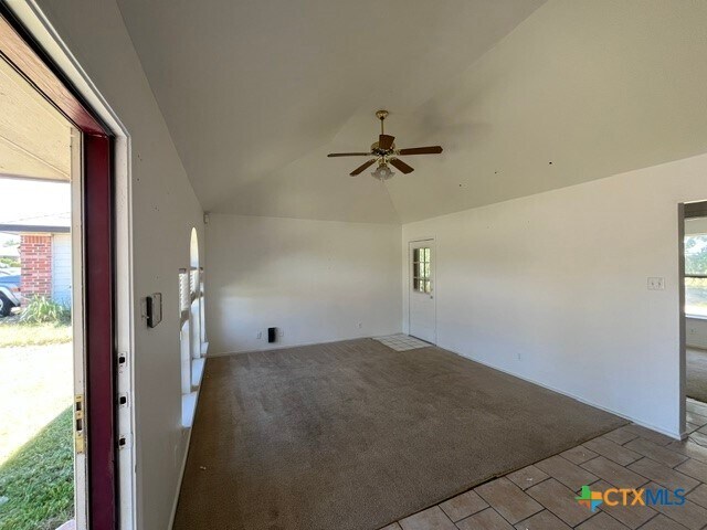 Foto del edificio - 3414 Crescent Dr