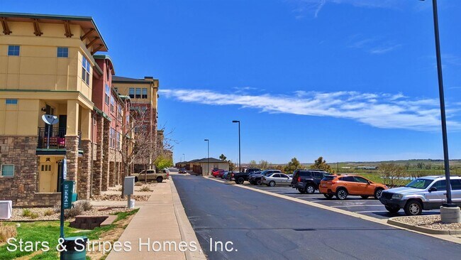 Building Photo - 2 br, 2.5 bath House - 13406 Via Varra