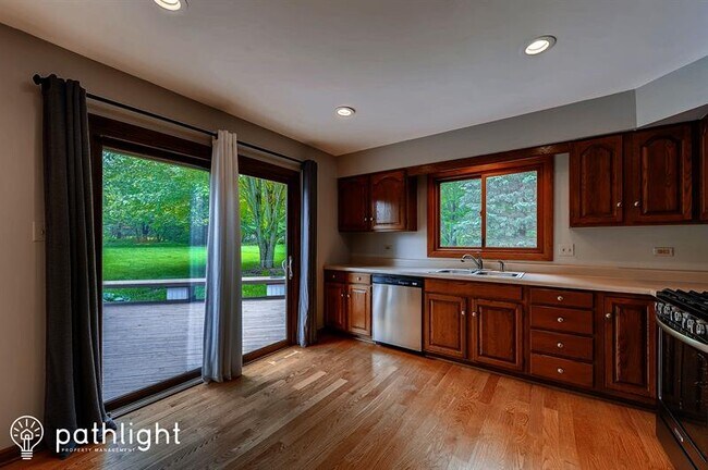 Building Photo - 3615 Tamarisk Court