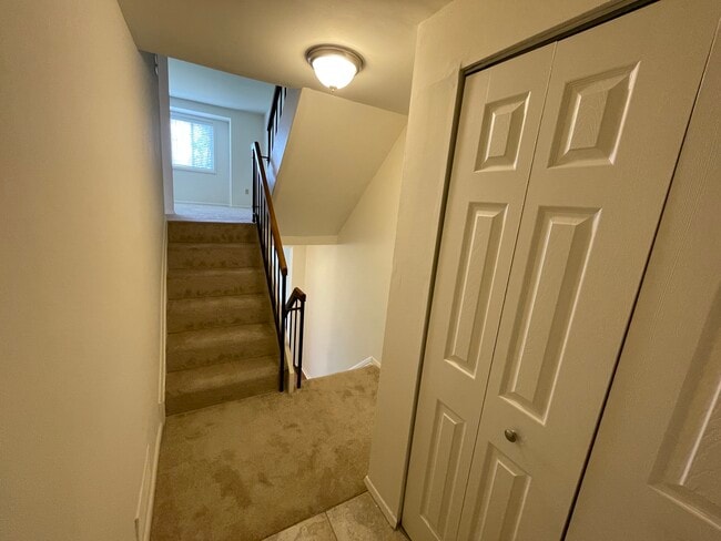 Entry Hall and Closet - 9430 Merryrest Rd