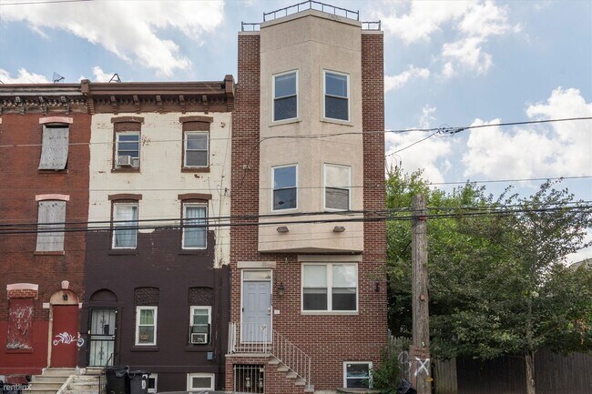 Foto del edificio - 3 br, 3 bath Duplex - 1832 W MONTGOMERY AV...