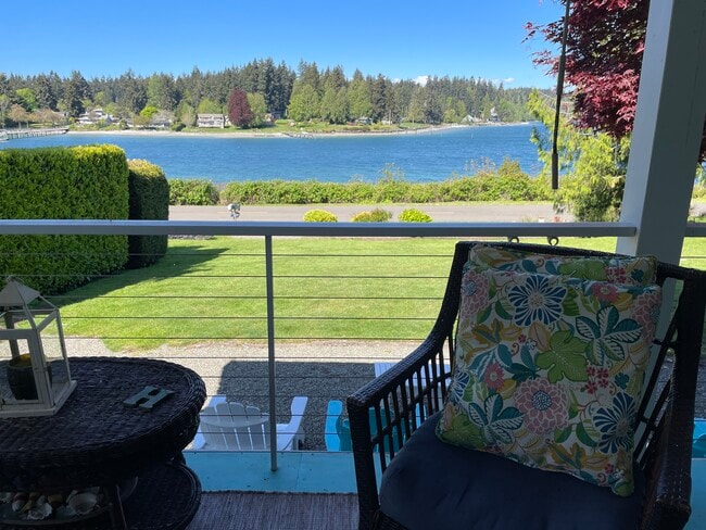 Photo - 15965 Euclid Ave NE House