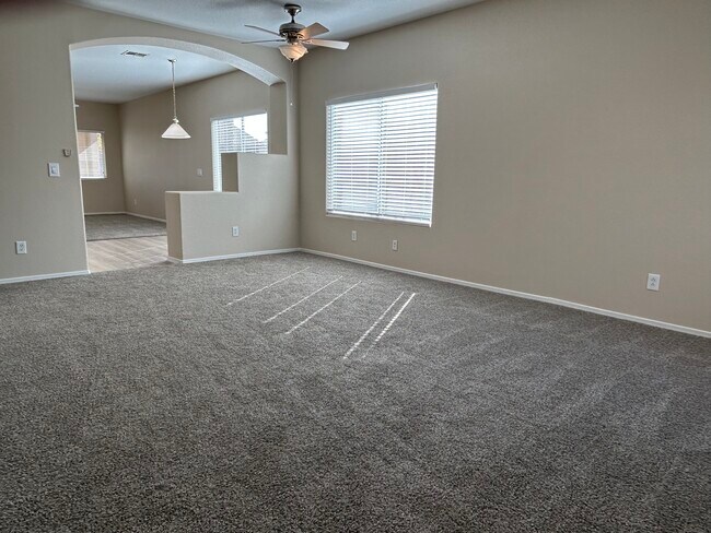 Foto del edificio - 3783 E Woodside Way