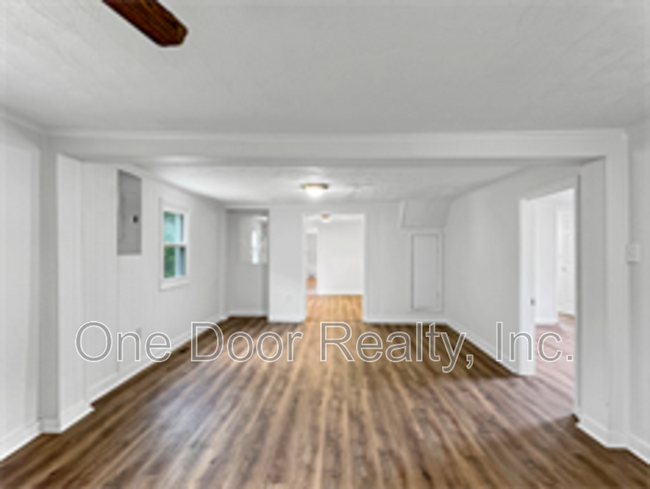 Building Photo - 165 Magruder Ave