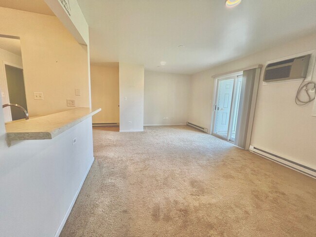 Building Photo - 1363 Cunat Ct