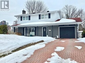 Building Photo - 2706 Hickson Crescent