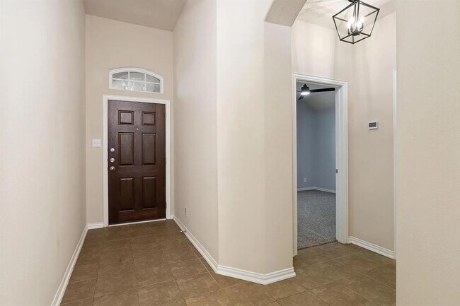 Building Photo - 16007 David Hill Ln