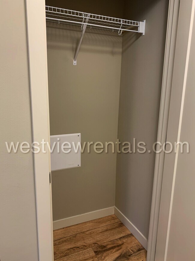 Foto del edificio - 2230 Cornerstone Ln