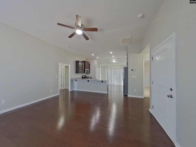 Building Photo - 474 Finch Ln