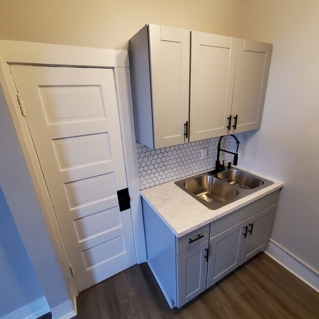 New cabinets/sink/faucet/backsplash - 1213 N Wells St