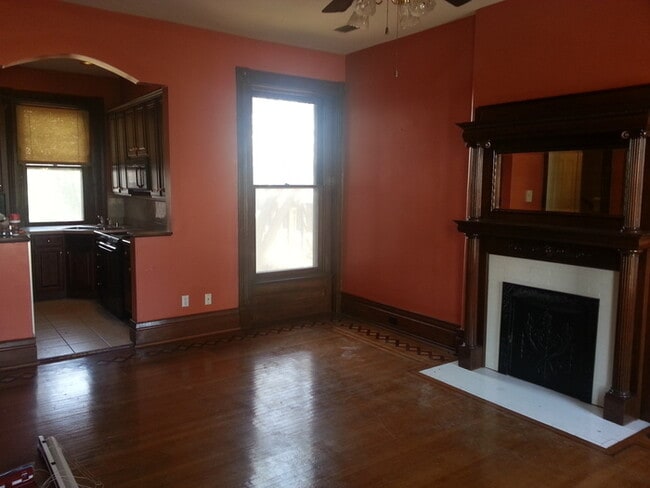 Foto del edificio - Beautiful 2 bedroom 3 bath condo in the Cherokee Triangle/ Highlands area- ready mid May