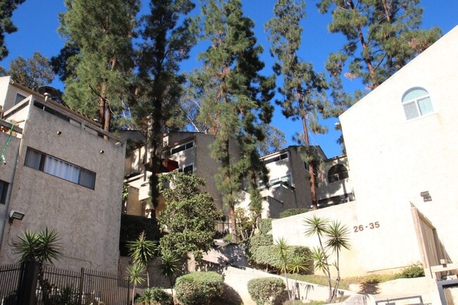 Building Photo - 7940 University Ave