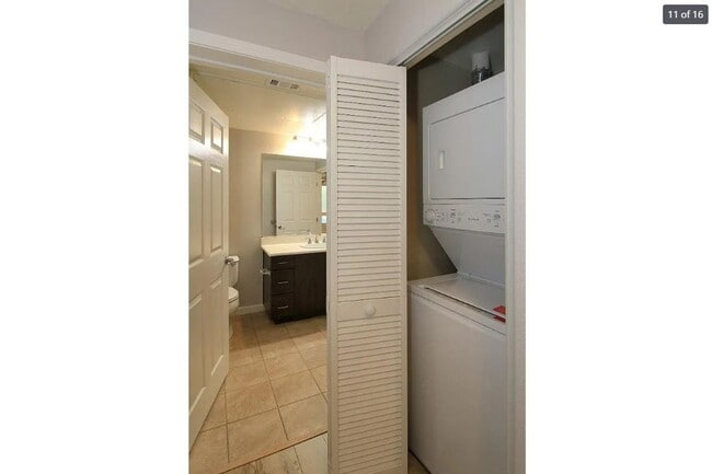 Building Photo - $2,990 - GORGEOUS TWO BEDROOM CENTRAL MILP...